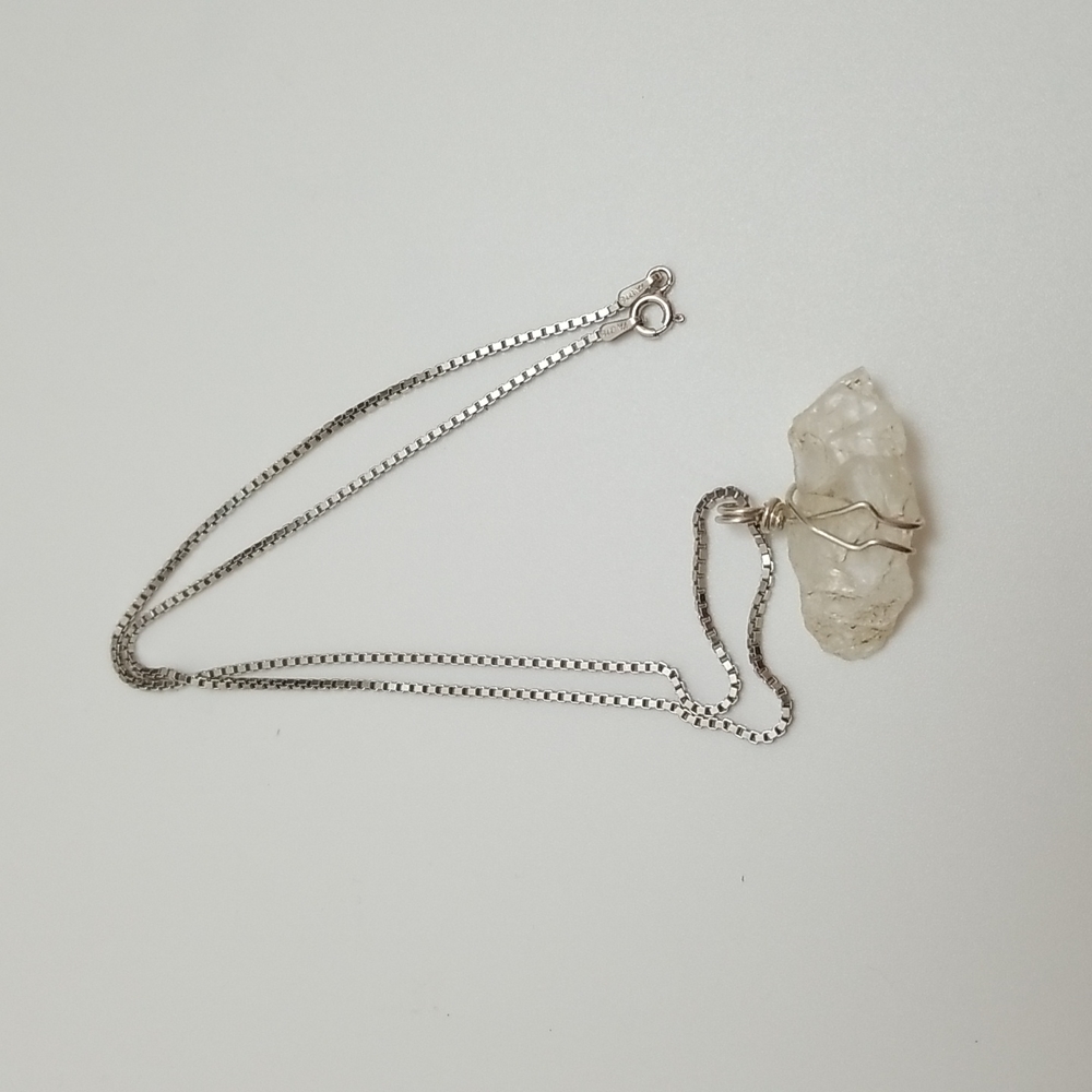 Jewelry - Picture 3 of 3